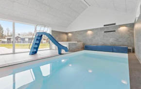 Gorgeous Home In Glesborg With Sauna